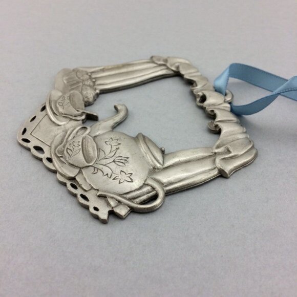 Vtg Pewter Ornament Teapot Scene Lindsay Claire Designs Signed LCD Christmas - Picture 6 of 12